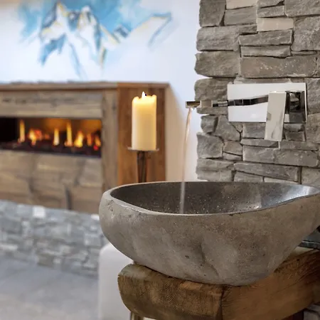 Pensionat Annex Antika 2*