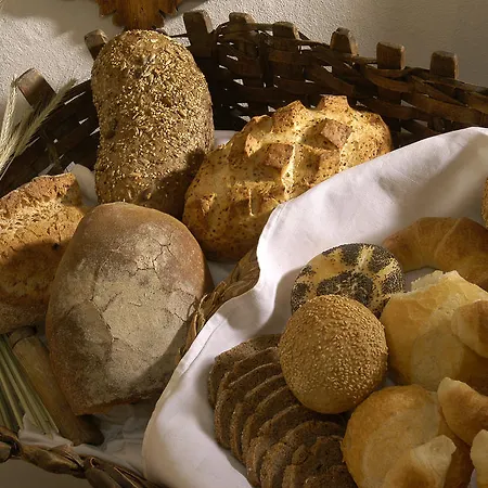 Annex Antika Pensionat 2*