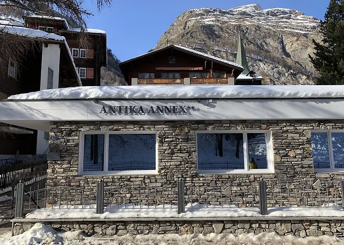 Annex Antika 2*