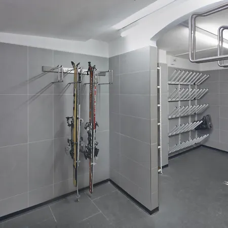 Гостевой дом Annex Antika 2*