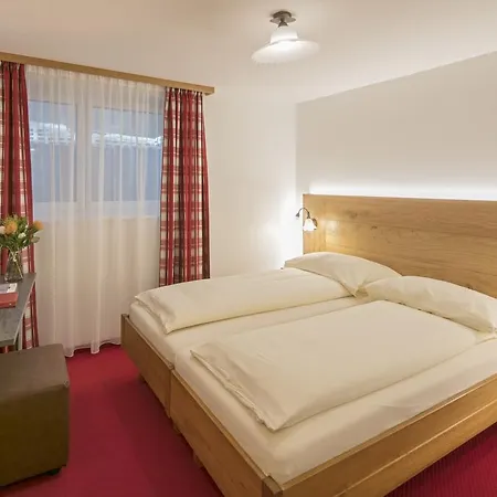 Annex Antika Pensjonat 2*